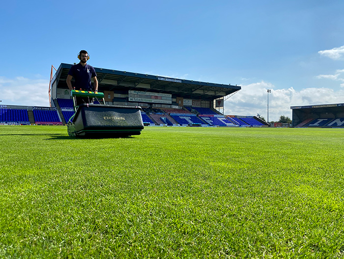 A Dennis G860 being used by Inverness Caledonian Thistle FC Head Groundsman Dale Stephen